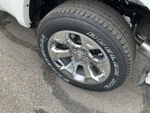 New 2026 RAM 1500 Big Horn AWD/4WD image 16