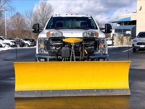 Used 2019 Ford F250 XLT w/ XLT Value Package image 2