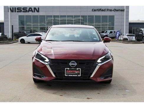 Used 2023 Nissan Altima 2.5 SL image 8