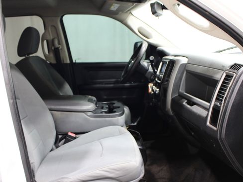 Used 2013 RAM 2500 Tradesman w/ Chrome Appearance Group AWD/4WD image 14
