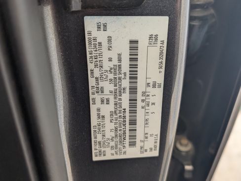 Used 2018 Ford F250 XL w/ Power Equipment Group AWD/4WD image 32