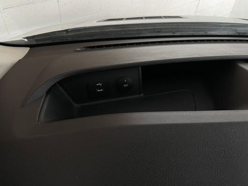 Used 2021 Ford Transit 250 Medium Roof image 30