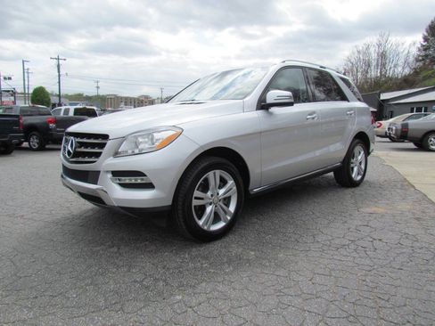 Used 2014 Mercedes-Benz ML 350 4MATIC image 3