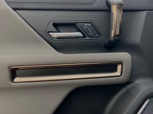 New 2025 GMC Hummer EV 3X AWD/4WD image 12