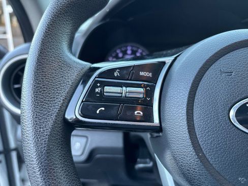 Used 2021 Kia Forte LXS image 16