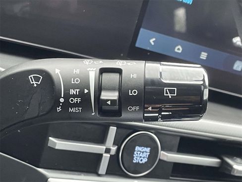 Used 2025 Hyundai Santa Fe XRT w/ Tow & Go Package image 25