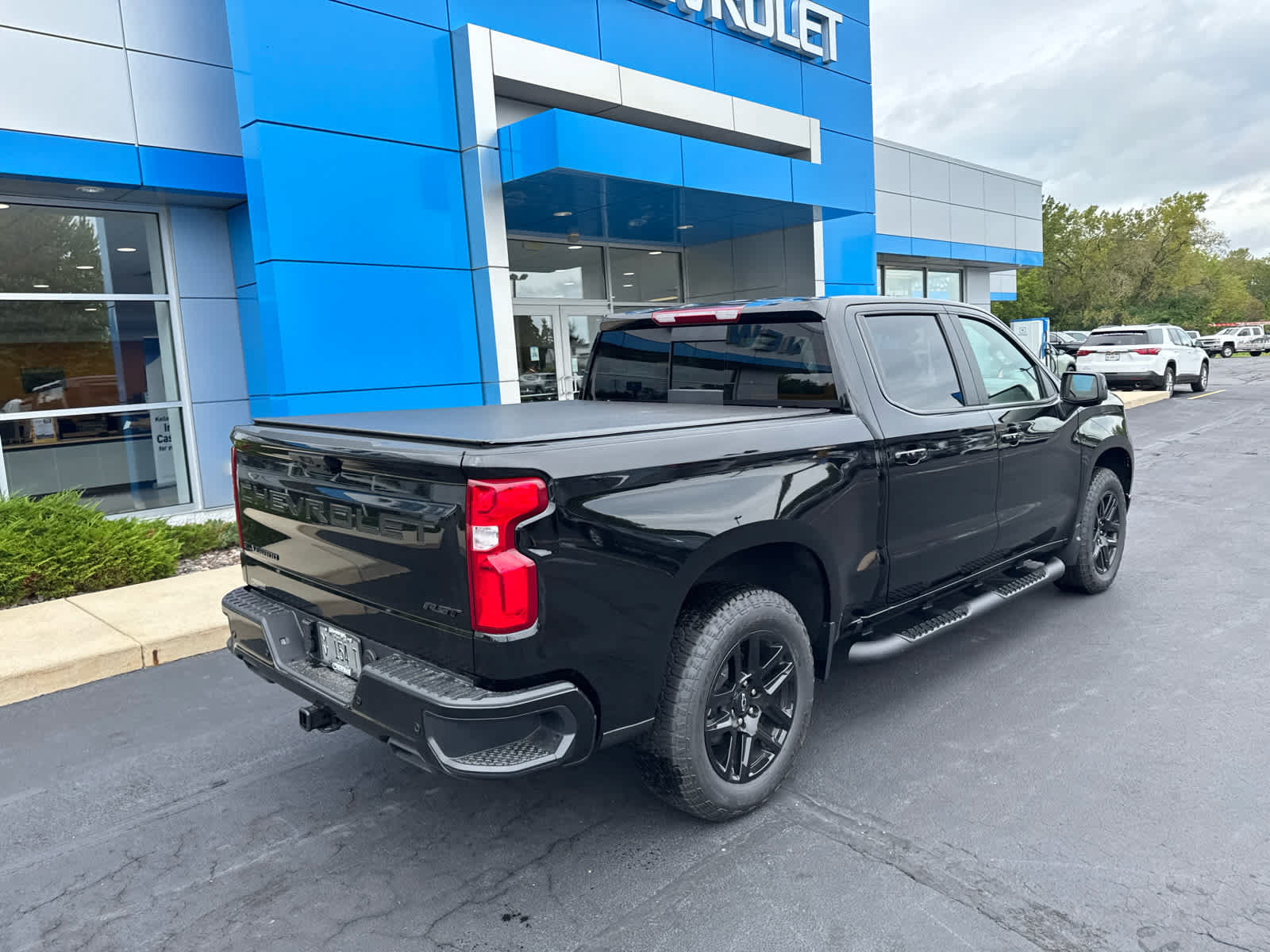 New 2026 Chevrolet Silverado 1500 RST w/ RST All Star Premium Package AWD/4WD image 4