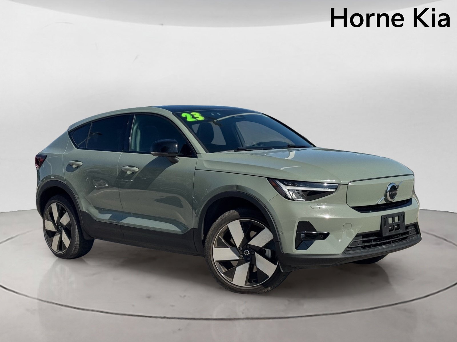 Used 2023 Volvo C40 P8 Recharge Ultimate AWD/4WD image 2