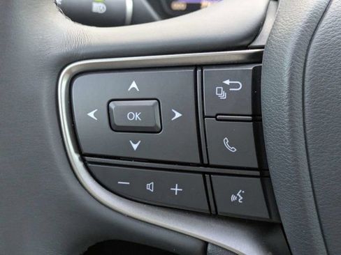Used 2024 Lexus UX 250h FWD image 25