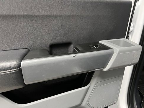 Used 2023 Ford F350 XLT image 44