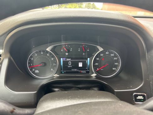 Used 2018 GMC Acadia SLT FWD image 9