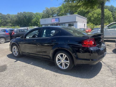 Used 2013 Dodge Avenger SE FWD image 21