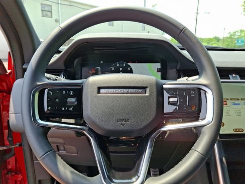 Certified 2025 Land Rover Discovery Sport Dynamic SE image 20