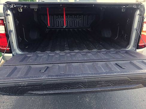 Used 2024 GMC Canyon AT4X AWD/4WD image 5