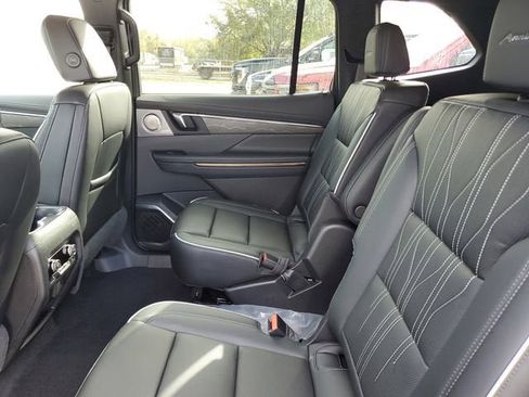 New 2026 Buick Enclave Avenir w/ Super Cruise Package image 11