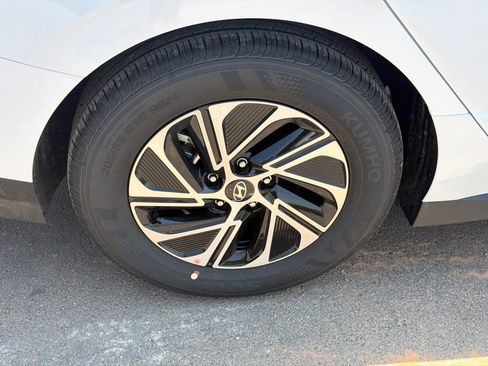 New 2026 Hyundai Sonata Blue FWD image 18