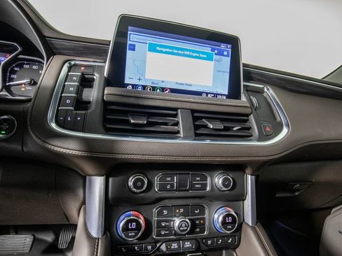 Used 2021 GMC Yukon XL SLT w/ SLT Premium Package RWD image 27