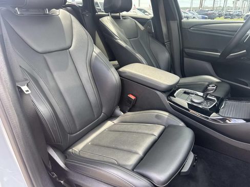 Used 2022 BMW X3 sDrive30i w/ M Sport Package RWD image 13