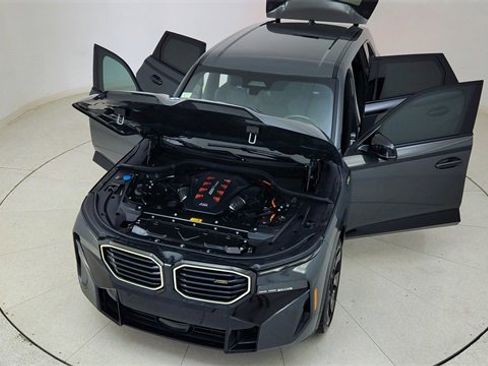 Used 2023 BMW XM image 90