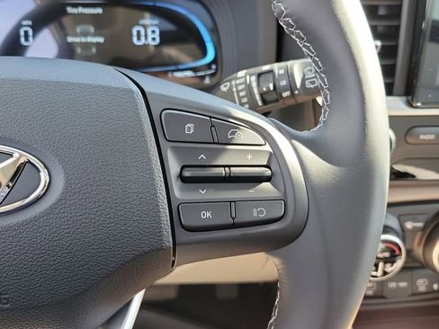 New 2026 Hyundai Venue SEL FWD image 8