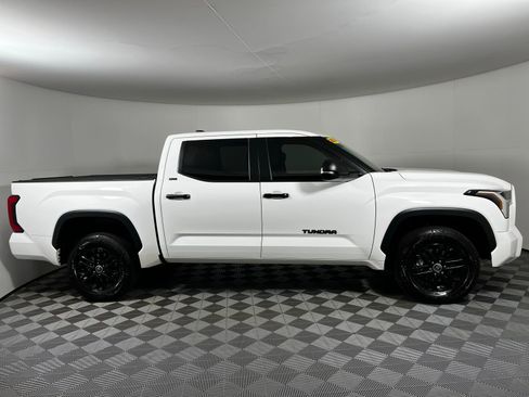 Used 2024 Toyota Tundra SR5 image 4
