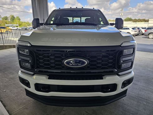 Used 2024 Ford F350 XLT w/ XLT Premium Package image 9
