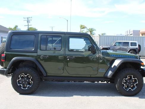 Used 2023 Jeep Wrangler Unlimited Rubicon 4xe AWD/4WD image 3