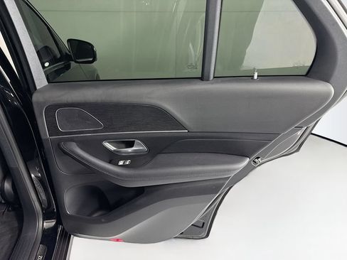 Used 2025 Mercedes-Benz GLE 350 4MATIC image 28