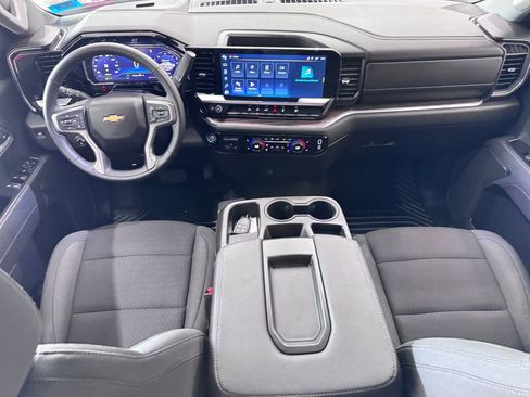 Certified 2025 Chevrolet Silverado 1500 LT image 11