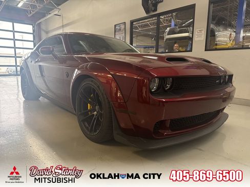 Used 2019 Dodge Challenger SRT Hellcat Redeye image 1