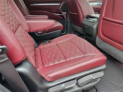 New 2026 Cadillac Escalade Luxury w/ Touring Package image 21