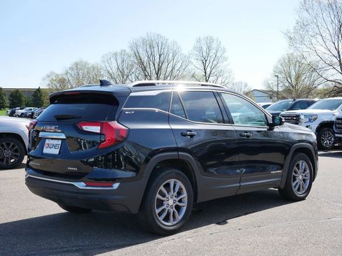 Used 2023 GMC Terrain SLT w/ Infotainment Package II AWD/4WD image 10