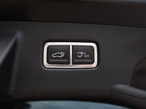 Used 2024 Kia Sorento SX AWD/4WD image 9