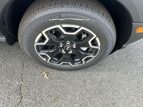 New 2025 Ford Bronco Sport Outer Banks w/ Outer Banks Tech Package+ image 12