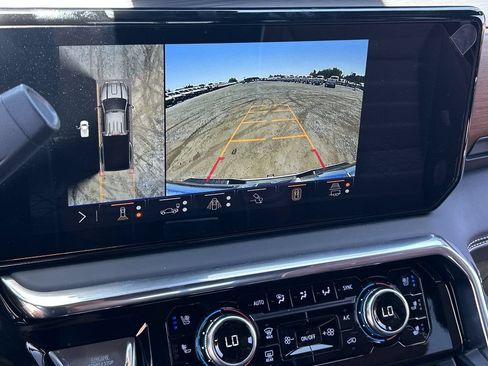 New 2026 GMC Sierra 3500 Denali Ultimate AWD/4WD image 15