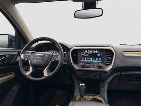 Used 2017 GMC Acadia Denali w/ Technology Package image 14