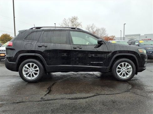 Certified 2022 Jeep Cherokee Latitude Lux image 2