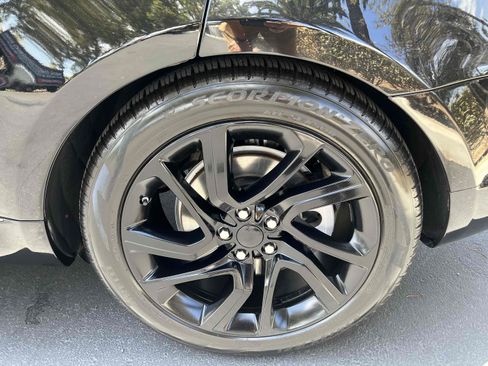 Used 2019 Land Rover Range Rover Sport HSE AWD/4WD image 78