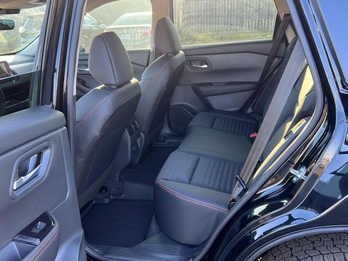 New 2026 Nissan Rogue SV image 18