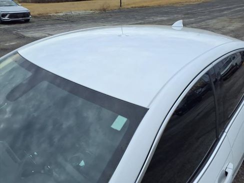 Used 2018 Chevrolet Malibu LS image 42