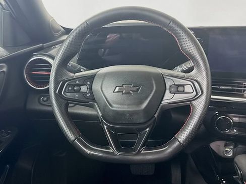 Used 2024 Chevrolet Trax RS w/ Driver Confidence Package FWD image 12