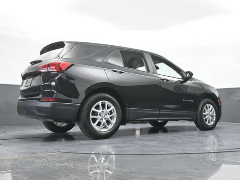 Used 2023 Chevrolet Equinox LS FWD image 58
