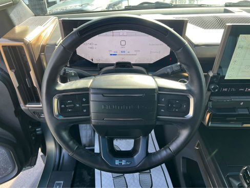 Used 2024 GMC Hummer EV 3X w/ LPO, Illumination Package AWD/4WD image 35