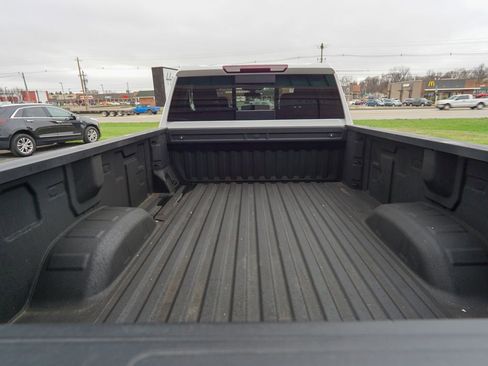 Used 2022 Chevrolet Silverado 3500 LT w/ Convenience Package AWD/4WD image 12