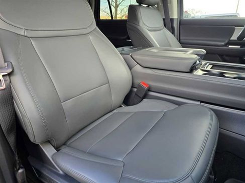 New 2026 Ford Expedition Active AWD/4WD image 19