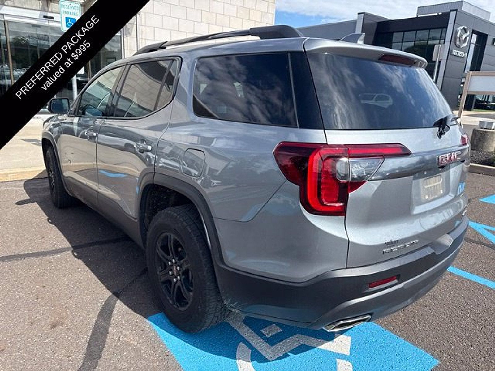 Used 2023 GMC Acadia AT4 w/ Technology Package AWD/4WD image 7