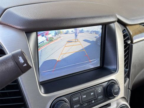 Used 2017 GMC Yukon Denali w/ Open Road Package image 21