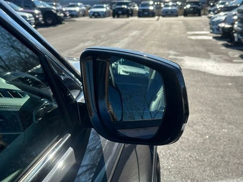 Used 2022 Jeep Grand Cherokee Limited 4xe image 12