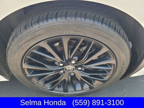Used 2022 Toyota Camry SE w/ Carpet Mat Package (TMS) FWD image 26