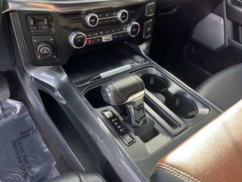 Used 2022 Ford F150 Lariat w/ Max Trailer Tow Package image 32